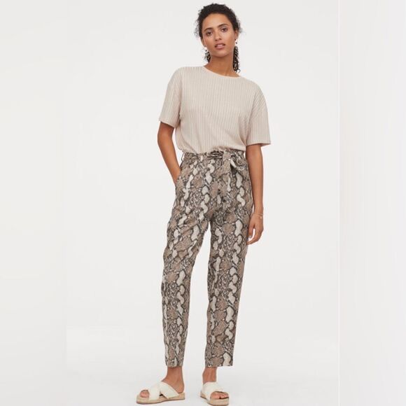 NWOT … H & M “Size: 6” Snakeskin Printed Pants - Picture 1 of 6